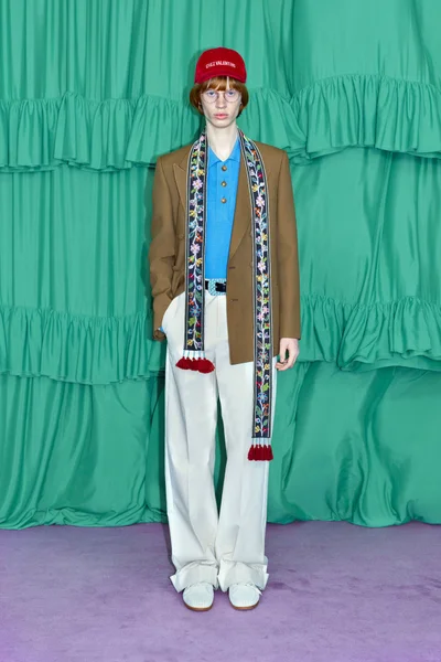 Look 72